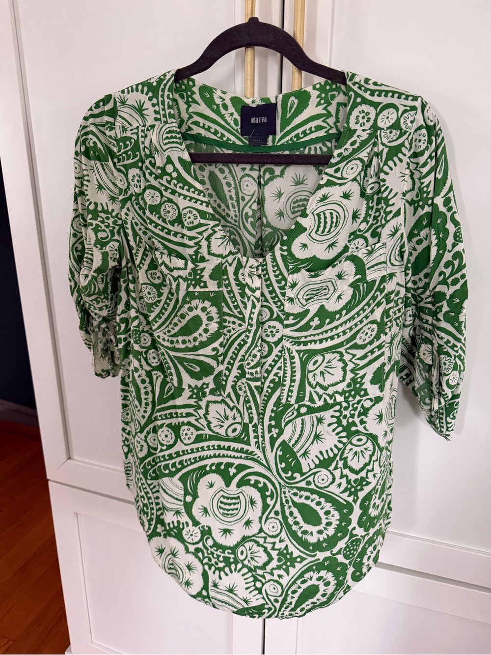 Maeve Green and White Paisley Split-Neck Tunic